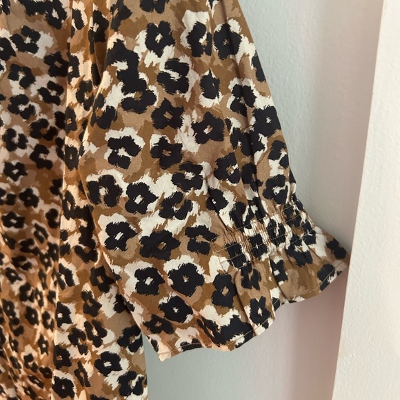 Apiece Apart Los Altos Top in Leopard short-sleeved blouse - Picture 3 of 6